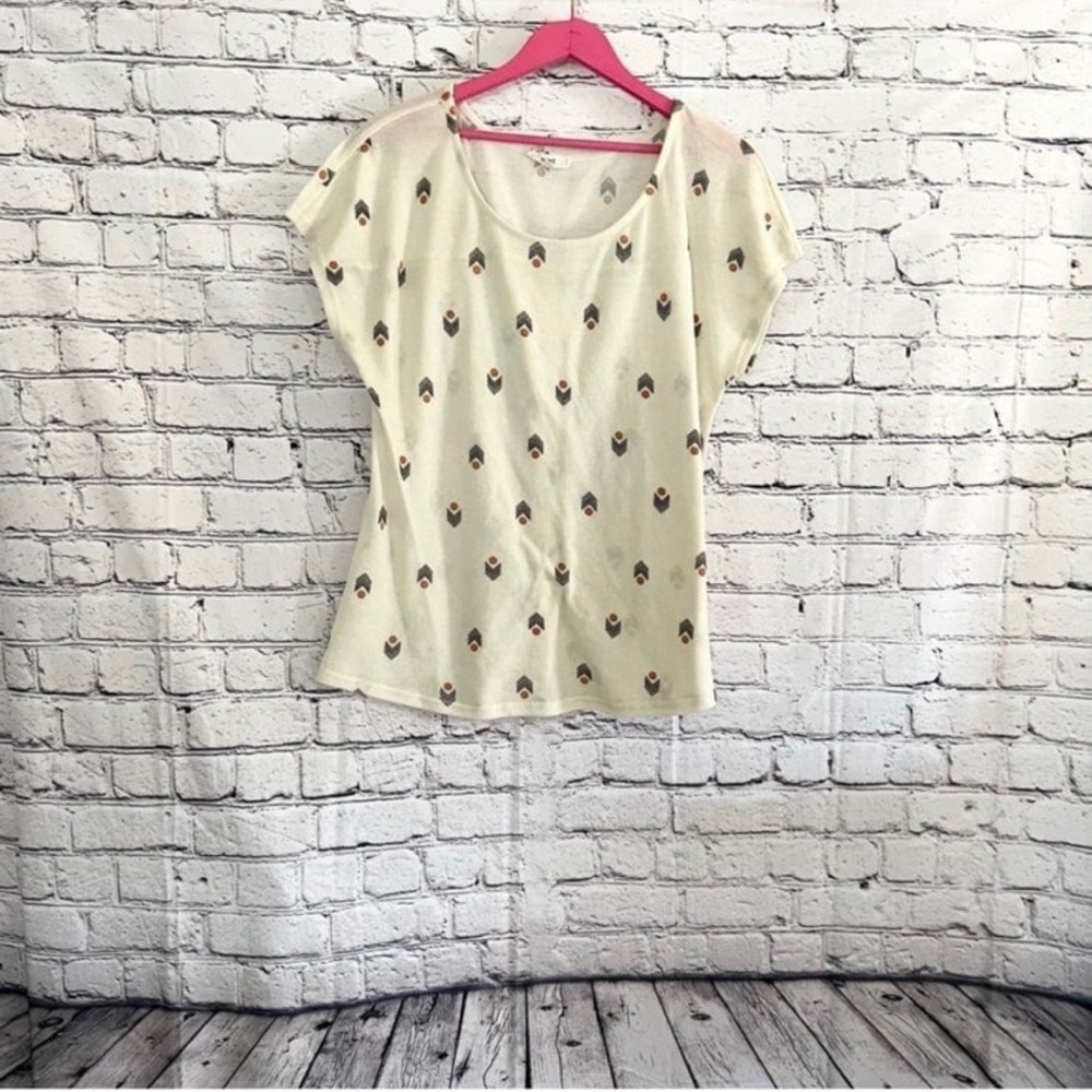 MINE. Top. Size L